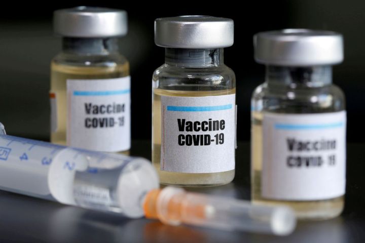 Vacinação - quadro de números_capa_Reuters
