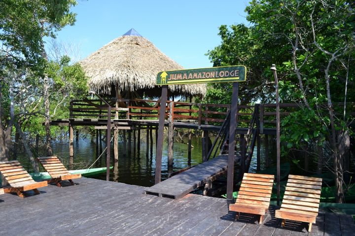 Juma Amazon Lodge - deck de entrada