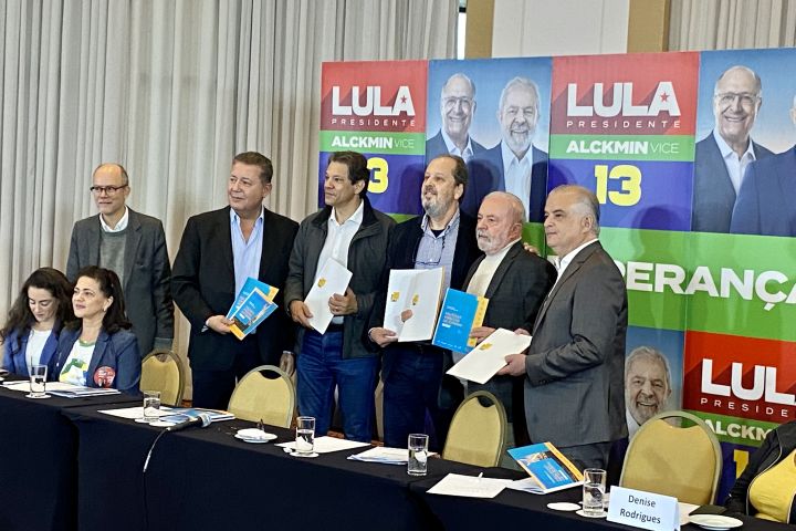 Candidato a presidente - Lula e trade turístico_capa