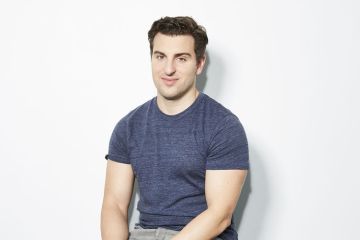 Airbnb - Brian Chesky